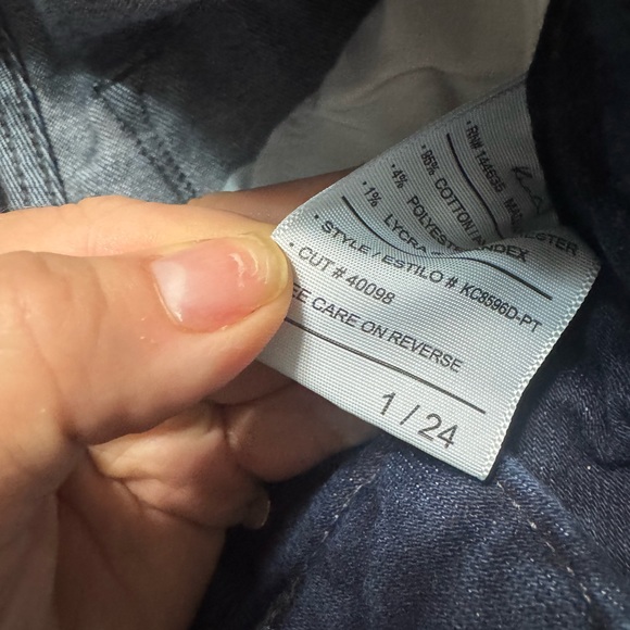 NWOT Kan Can Dark Wash Distressed Button Fly Flare Bell Bottom Denim Jean Petite - Picture 13 of 13